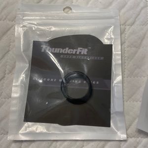 Thunderfit silicone ring